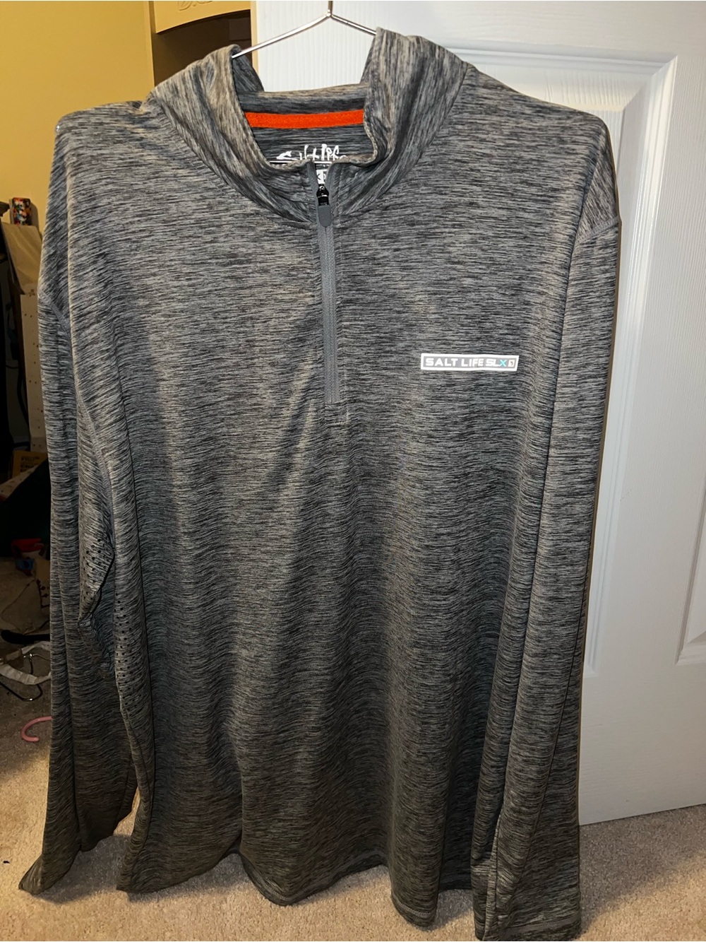Salt Life Men's Gray Heather Quarter-Zip Performance Pullover